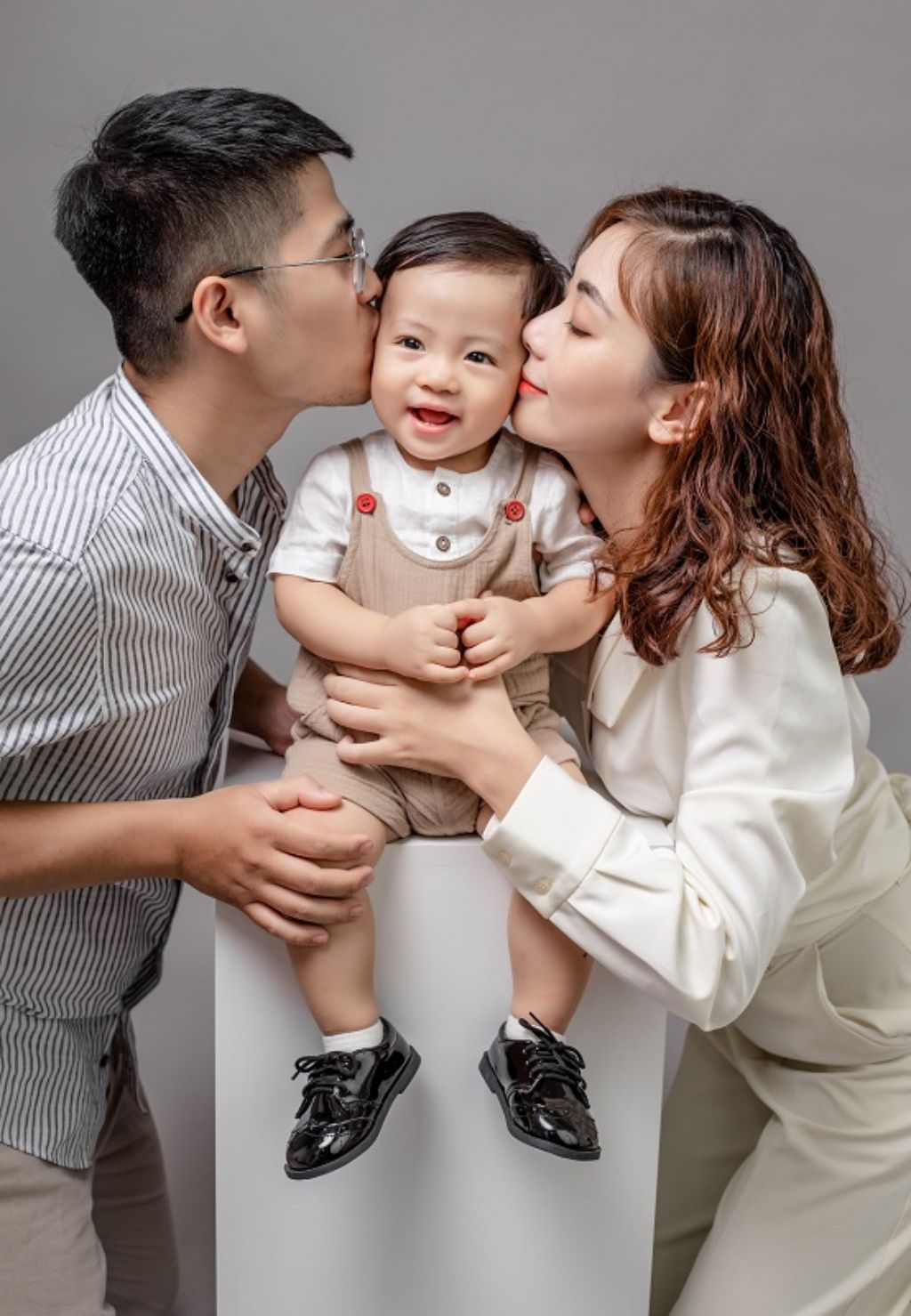 Không thể bỏ qua 10 studio chụp ảnh gia đình tại Hà Nội dưới đây