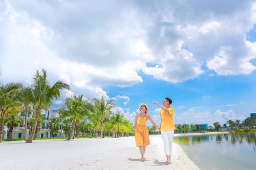 Sở hữu ảnh đẹp lung linh với cách tạo dáng chụp hình tại Lăng Cô