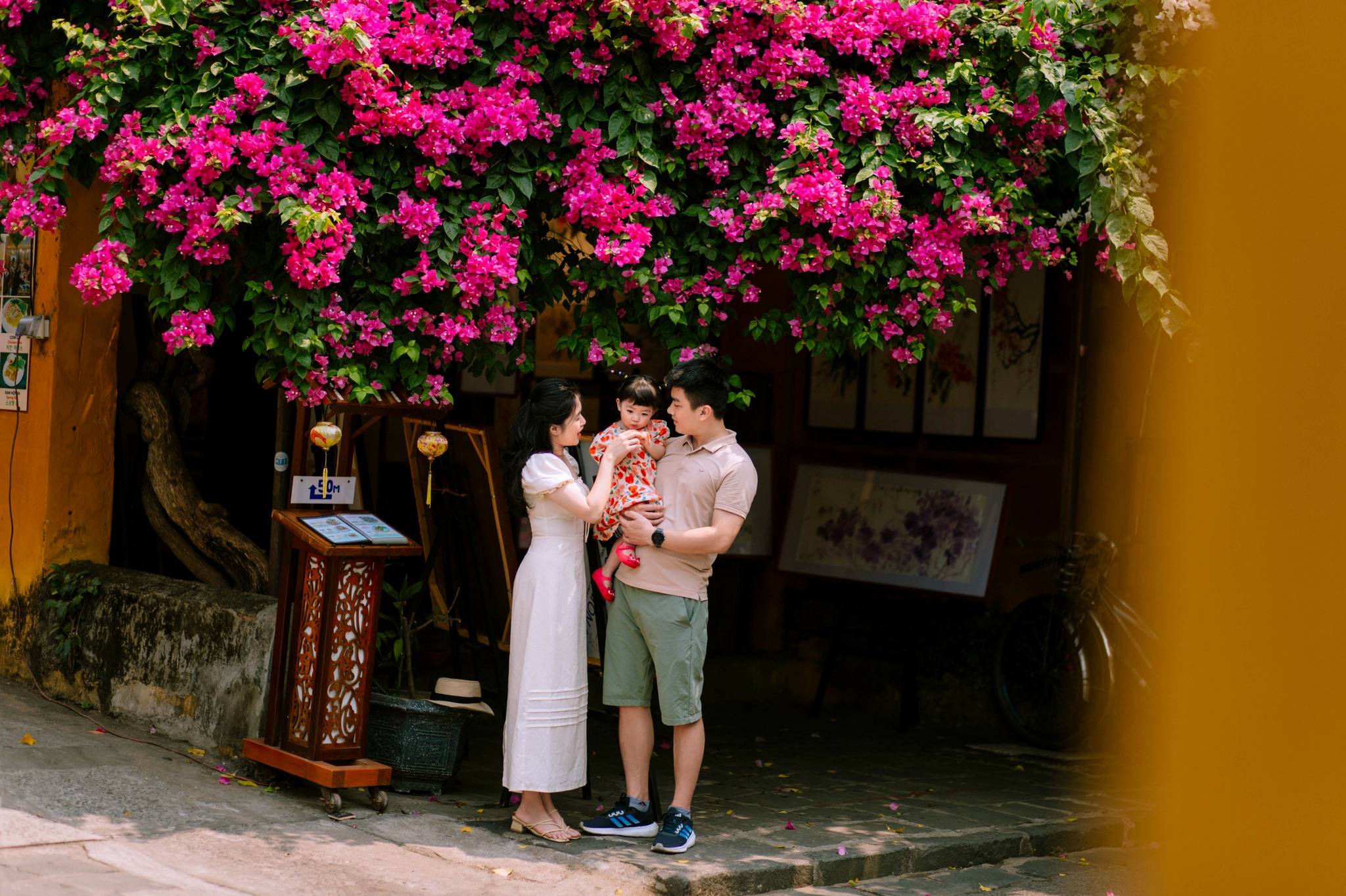 Lưu ý ngay những điều khi dùng dịch vụ ghép ảnh gia đình tại Hội An