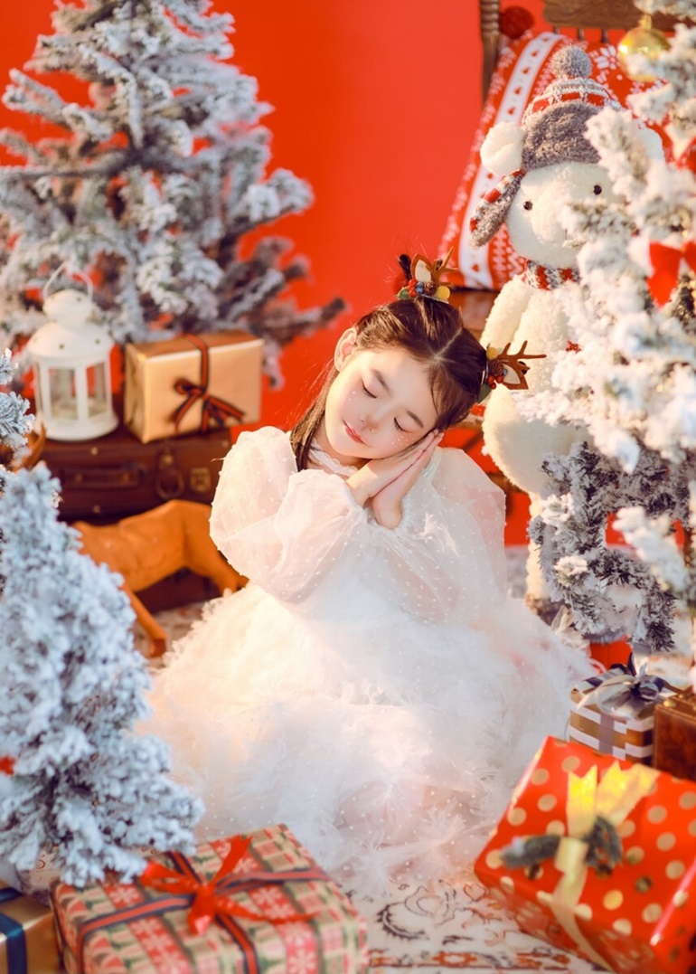 Top studio chụp ảnh Noel cho bé được ba mẹ tin chọn tại Đà Lạt