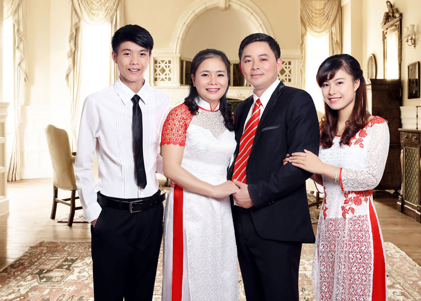 Chụp ảnh gia đình Tết - Xu hướng lưu giữ khoảnh khắc sum họp ý nghĩa Chụp ảnh gia đình Tết - Xu hướng lưu giữ khoảnh khắc sum họp ý nghĩa