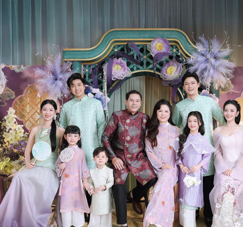 Giá chụp ảnh gia đình Tết 2026 tại Hà Nội mới nhất – Không phát sinh Giá chụp ảnh gia đình Tết 2026 tại Hà Nội mới nhất – Không phát sinh