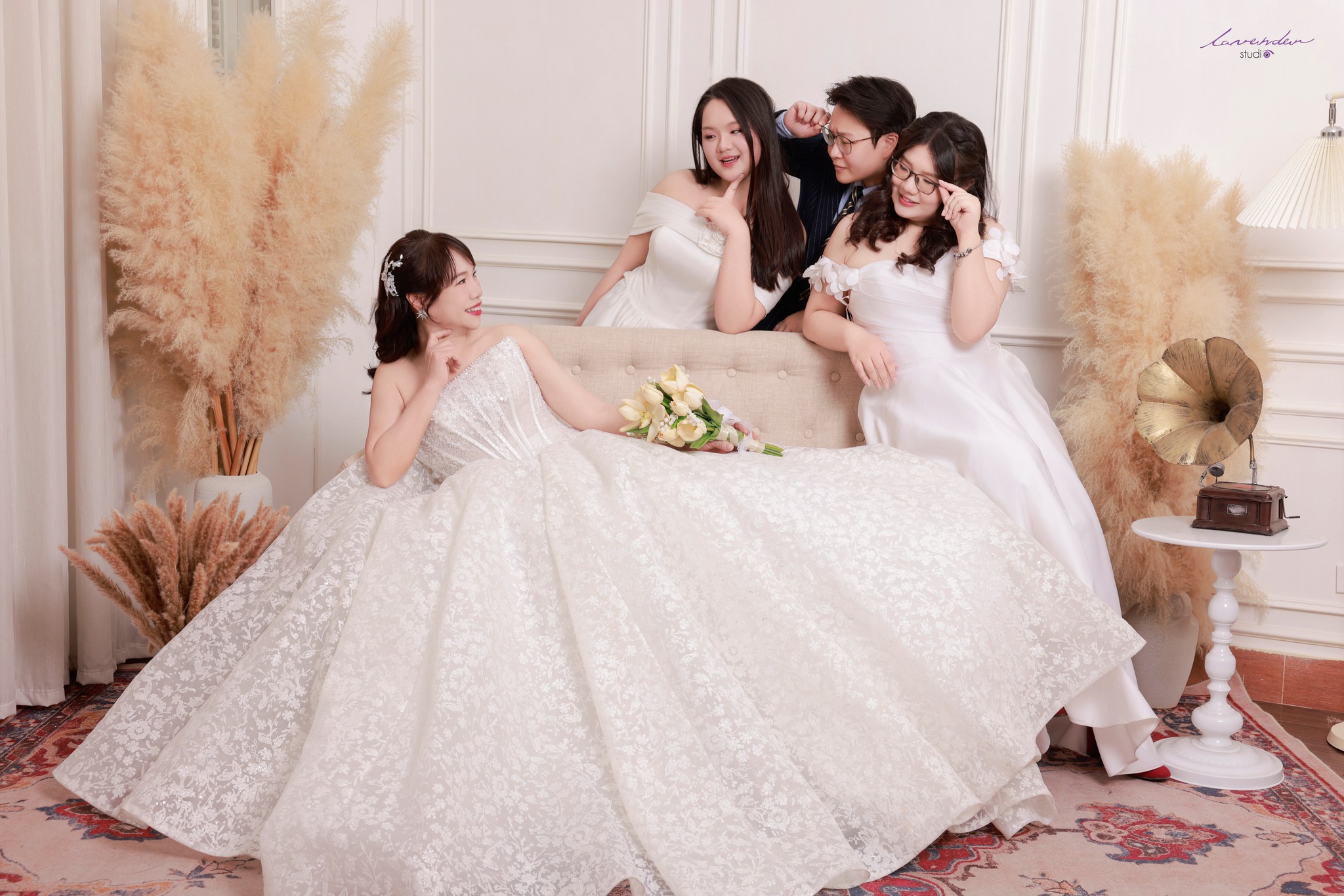 7 xu hướng chụp ảnh kỷ niệm ngày cưới 2026 không thể bỏ lỡ 7 xu hướng chụp ảnh kỷ niệm ngày cưới 2026 không thể bỏ lỡ