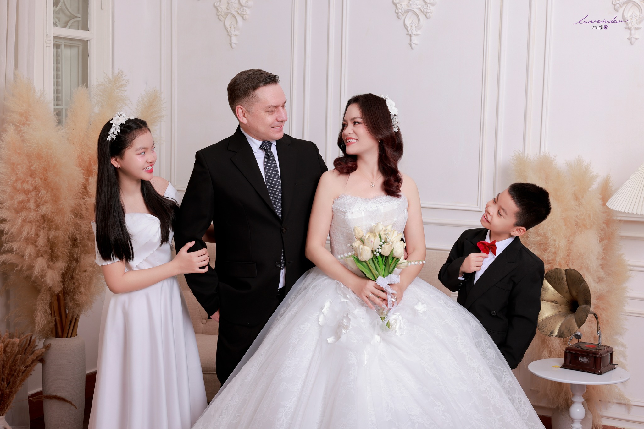 7 xu hướng chụp ảnh kỷ niệm ngày cưới 2026 không thể bỏ lỡ 7 xu hướng chụp ảnh kỷ niệm ngày cưới 2026 không thể bỏ lỡ