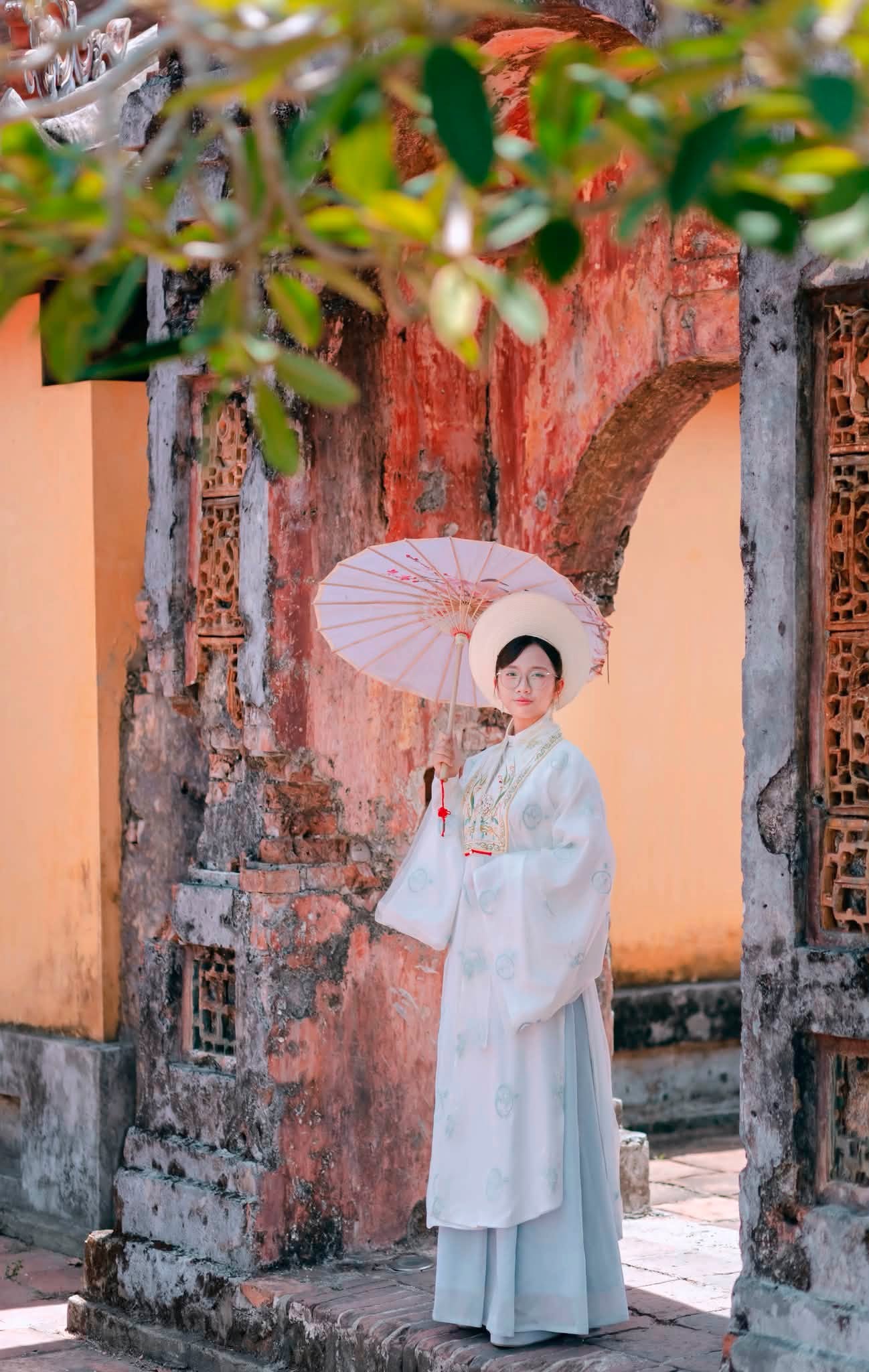 Top địa điểm chụp ảnh áo dài ở Huế đẹp nhất 2026 không thể bỏ lỡ Top địa điểm chụp ảnh áo dài ở Huế đẹp nhất 2026 không thể bỏ lỡ