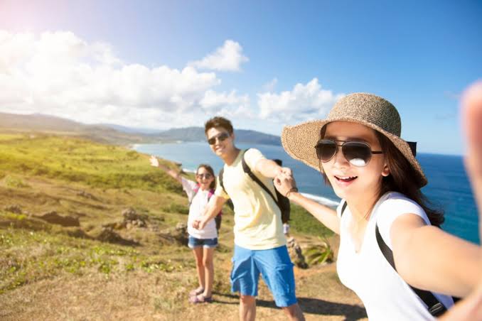 Chụp ảnh gia đình mùa hè: địa điểm đẹp & tiết kiệm