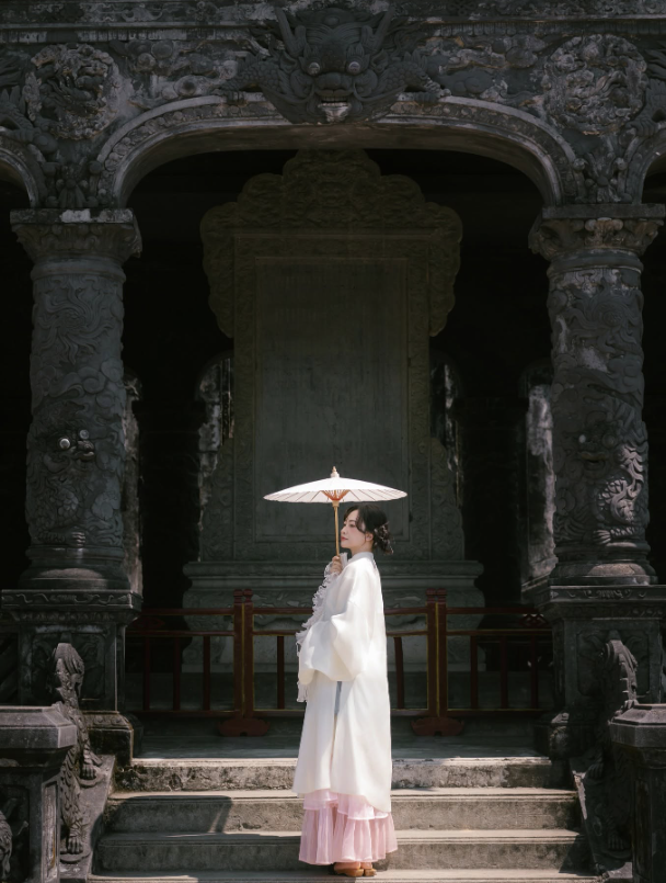 Thuê thợ chụp ảnh ở Huế – Giá rẻ, ảnh đẹp, chỉnh màu chuyên nghiệp Thuê thợ chụp ảnh ở Huế – Giá rẻ, ảnh đẹp, chỉnh màu chuyên nghiệp