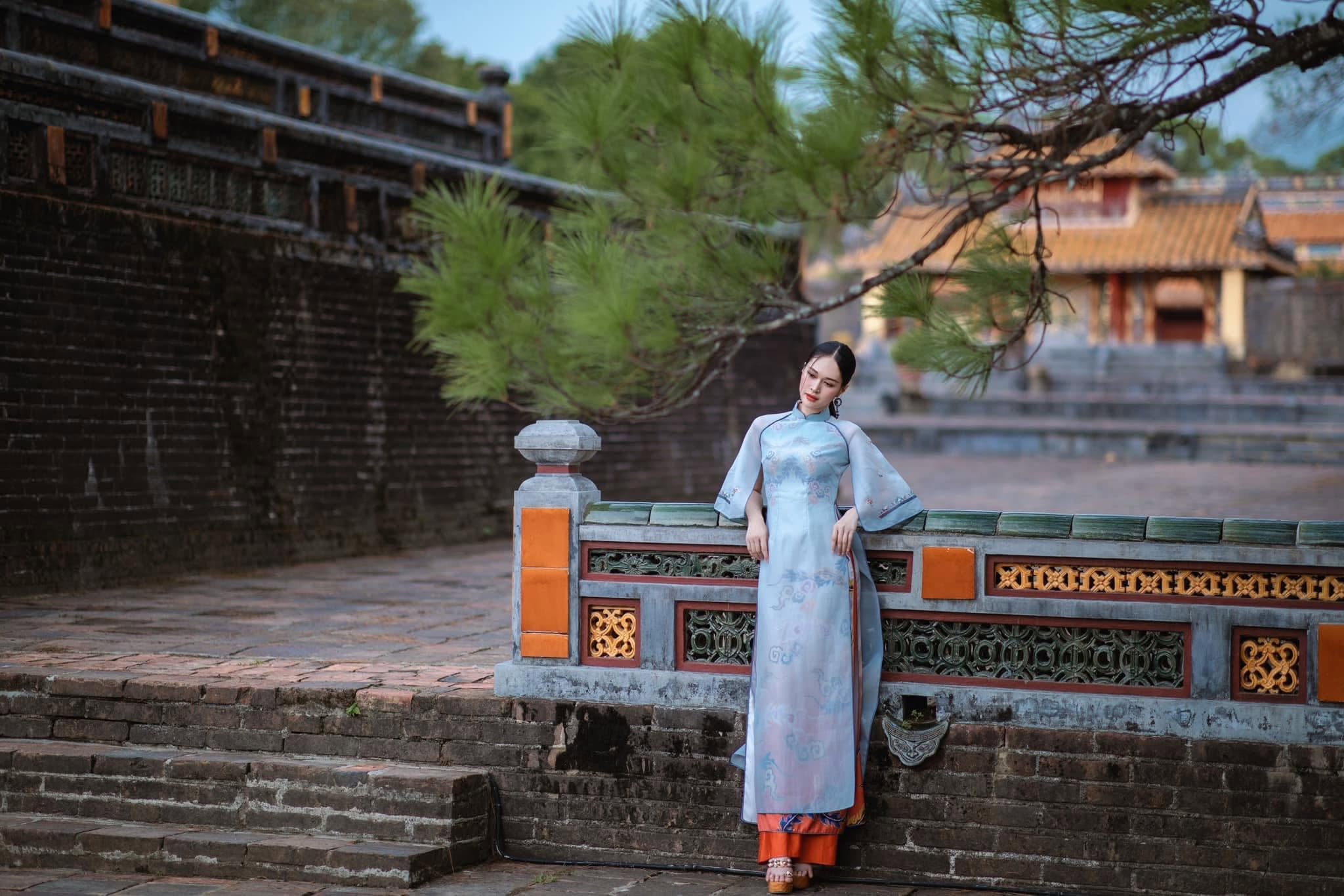Thuê thợ chụp ảnh ở Huế – Giá rẻ, ảnh đẹp, chỉnh màu chuyên nghiệp Thuê thợ chụp ảnh ở Huế – Giá rẻ, ảnh đẹp, chỉnh màu chuyên nghiệp