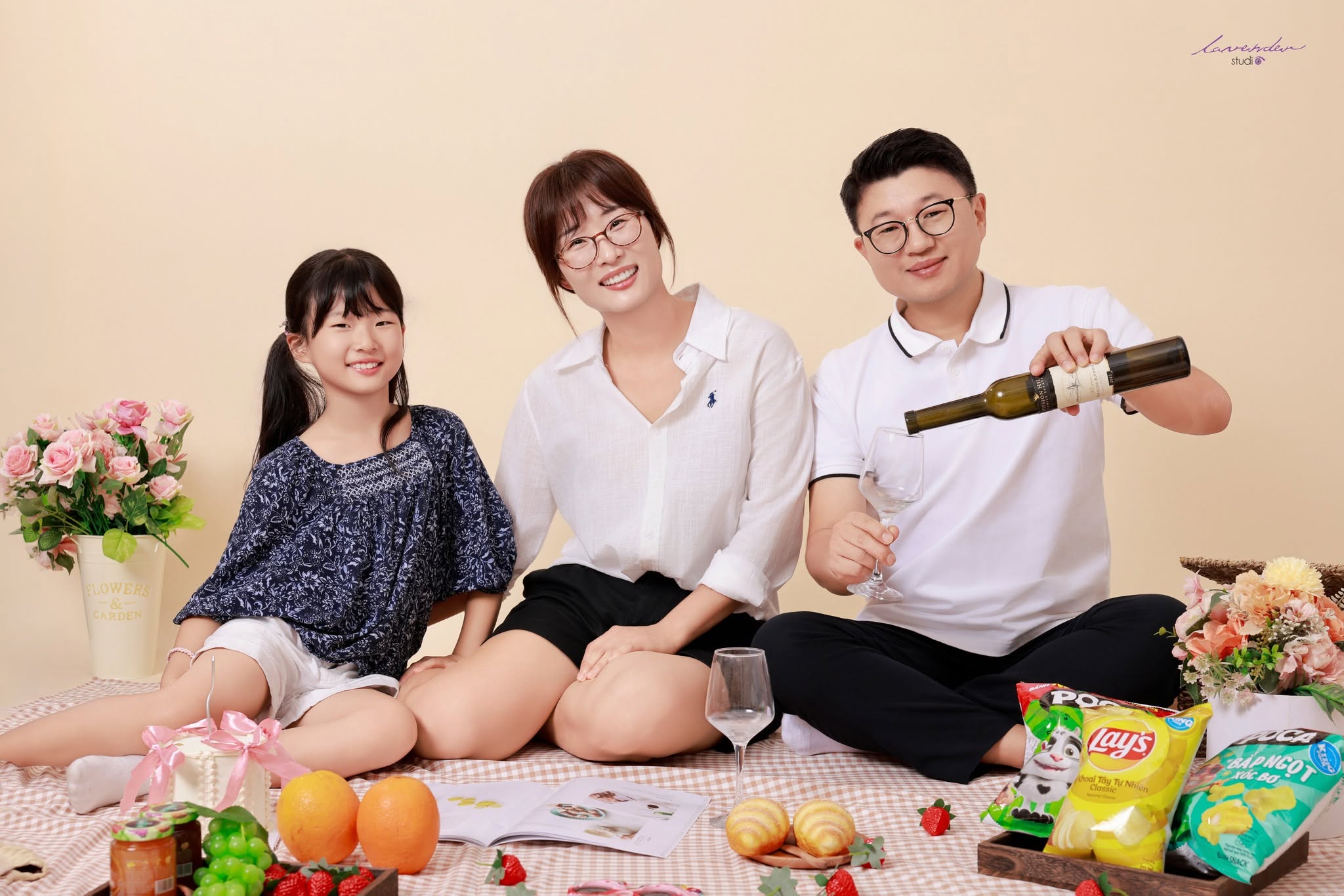 Lưu giữ khoảnh khắc yêu thương với bộ ảnh gia đình đẹp